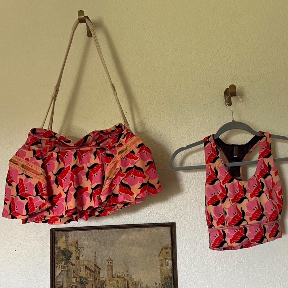 FO MOVEMENT Stylish Pink and Red Patterned set